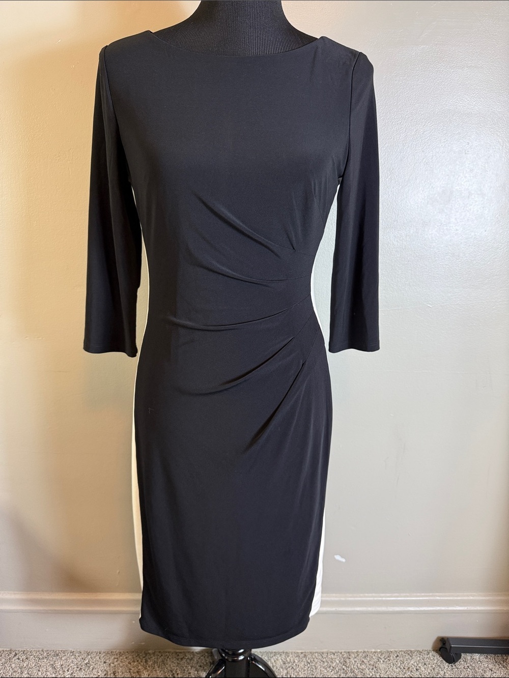 Ralph Lauren Elegant Black Sheath Dress with Side Contrast Rushed Waist Sz 8